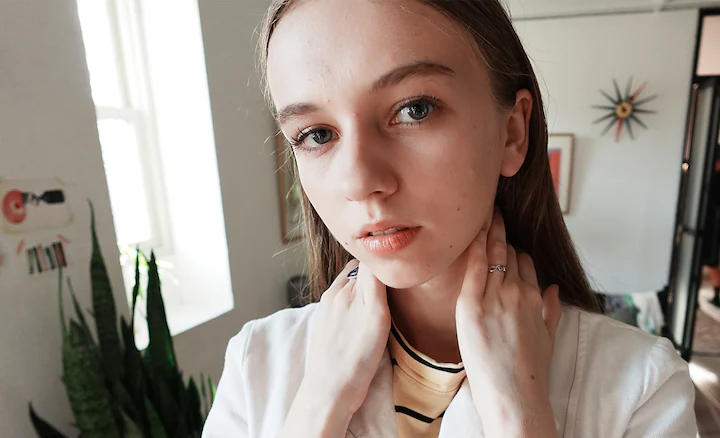 Sony ZV-1F Vlog Camera by  in  - EC MALL