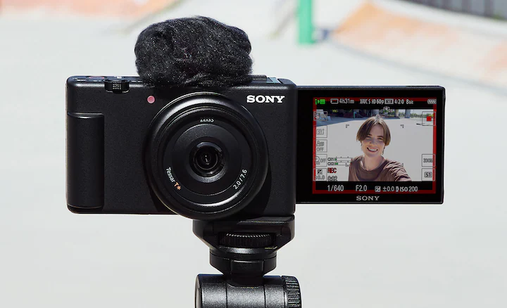 Sony ZV-1F Vlog Camera by  in  - EC MALL