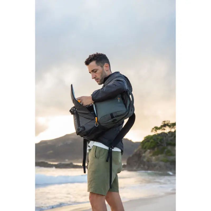 Lowepro Fastpack BP 250 AW III Backpack by in - EC MALL