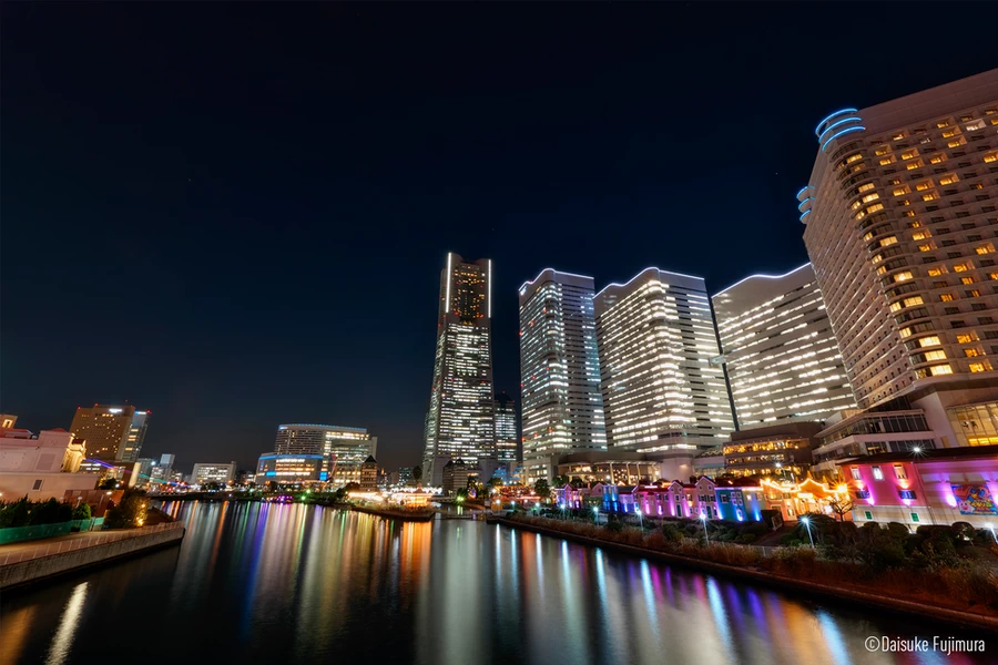 Panasonic Lumix S 14-28mm f/4-5.6 MACRO (S-R1428) L-Mount Lens by  in  - EC MALL