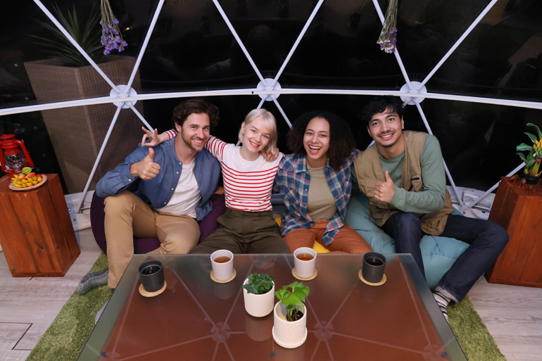 Canon EOS R8 Mirrorless Camera กล้องมิเรอร์เลสฟูลเฟรม by  in  - EC MALL