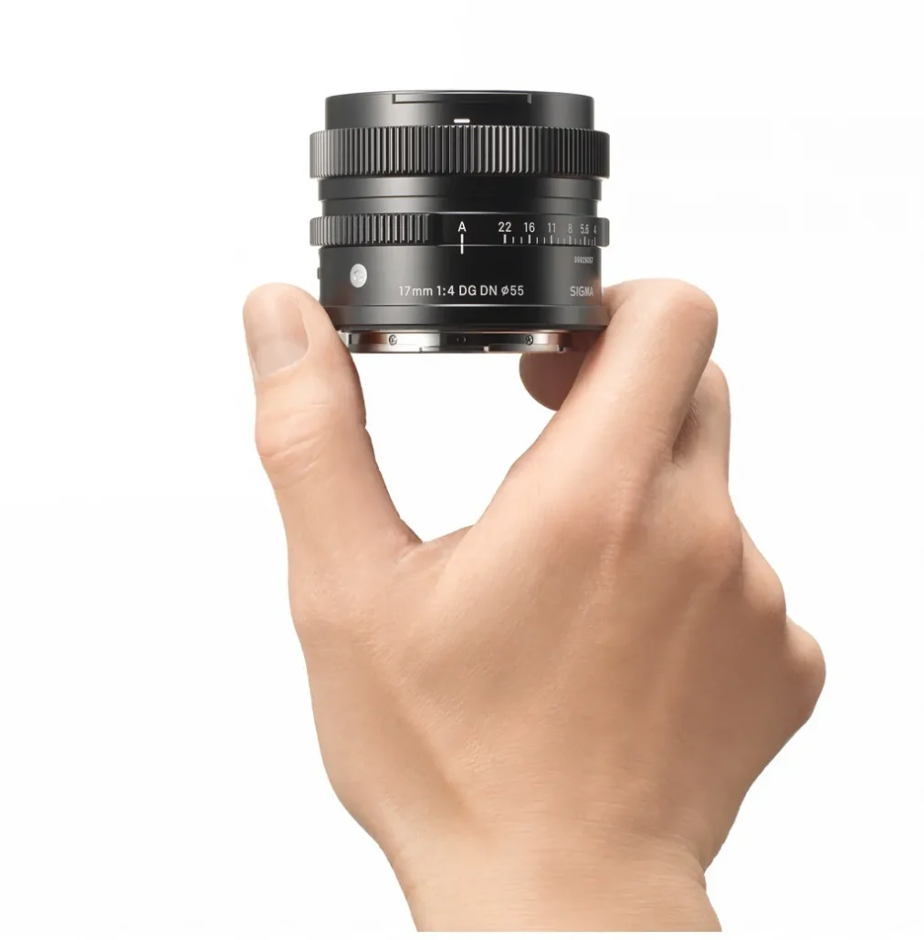 Sigma 17mm f/4 DG DN (C) by  in  - EC MALL