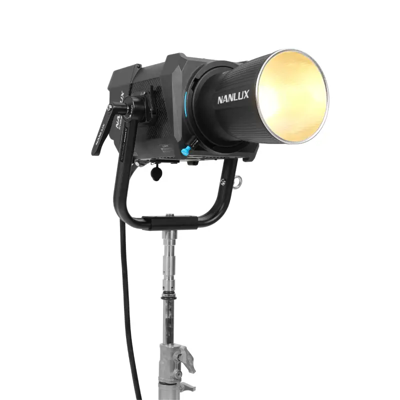 Nanlux Evoke 900C Spot Light with Trolley Case (Evoke 900C ST-KIT) by  in  - EC MALL