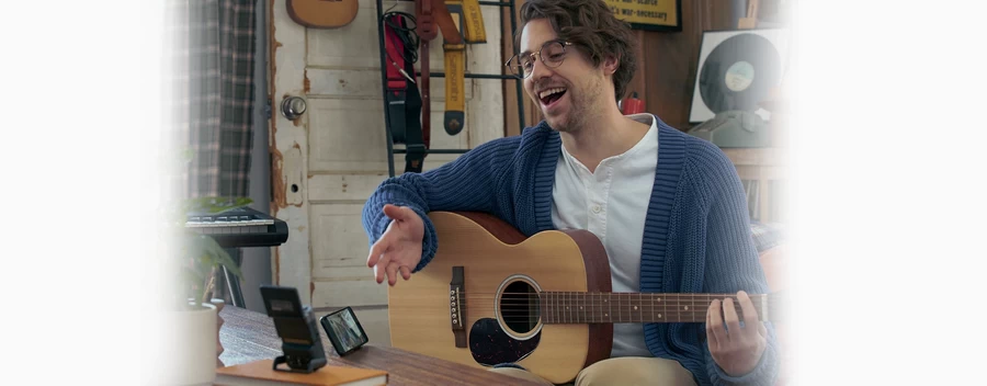 Canon PowerShot V10 Vlog Camera by  in  - EC MALL