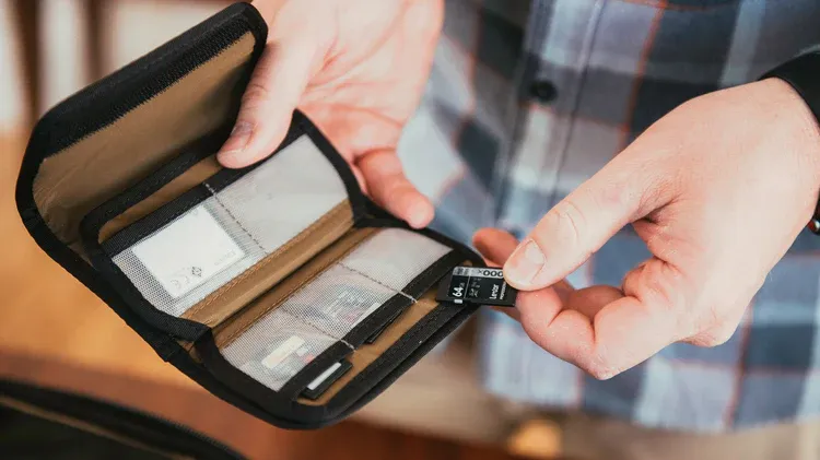 NOMATIC x Peter McKinnon Memory Card Case by  in  - EC MALL