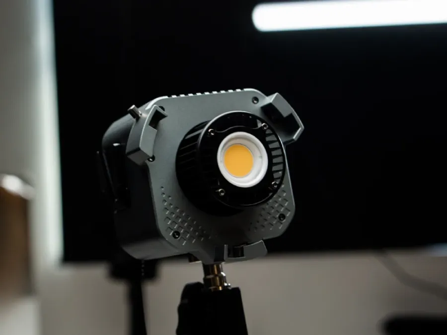 Aputure Amaran COB 60D S 65W Ultra-High SSI Daylight Bowens Mount LED by  in  - EC MALL