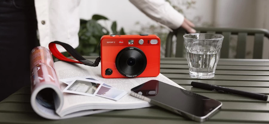 Leica Sofort 2 Instant Film Camera by  in  - EC MALL