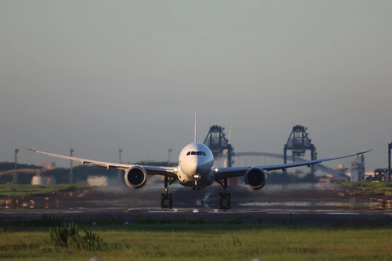 Canon RF 200-800mm f/6.3-9 IS USM Lens by  in  - EC MALL