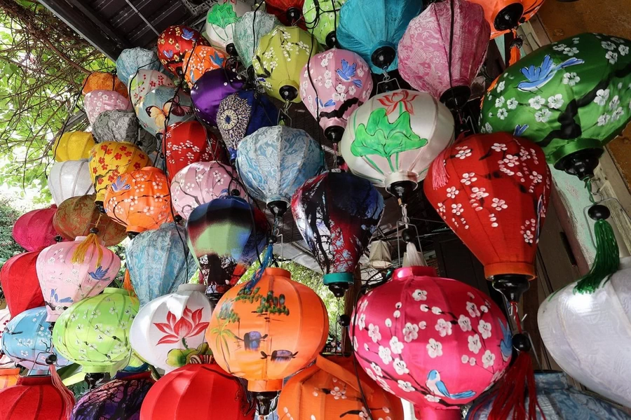 Canon RF-S 10-18mm f/4.5-6.3 IS STM Lens by  in  - EC MALL