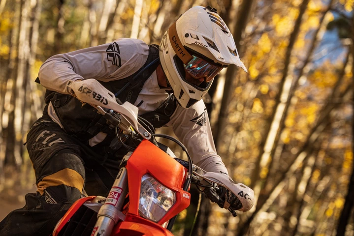 Sigma 70-200mm f/2.8 DG DN OS (S) Lens by  in  - EC MALL