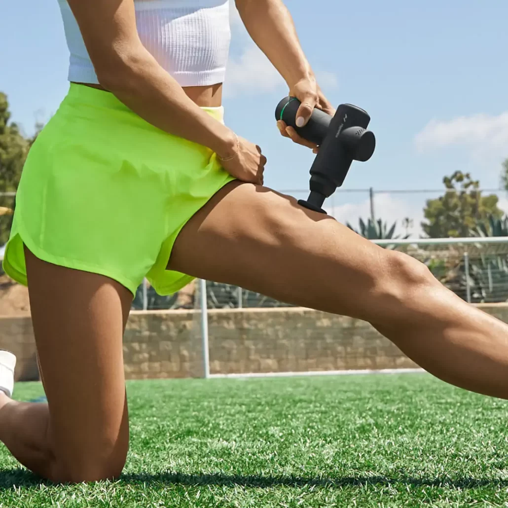 Hyperice Hypervolt GO2 เครื่องนวดขนาดพกพาขนาดเล็ก เทคโนโลยี Quiet Glide by  in  - EC MALL