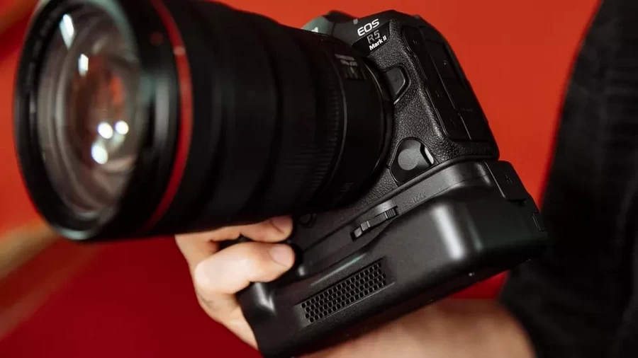 Canon EOS R5 Mark II Mirrorless Camera by  in  - EC MALL