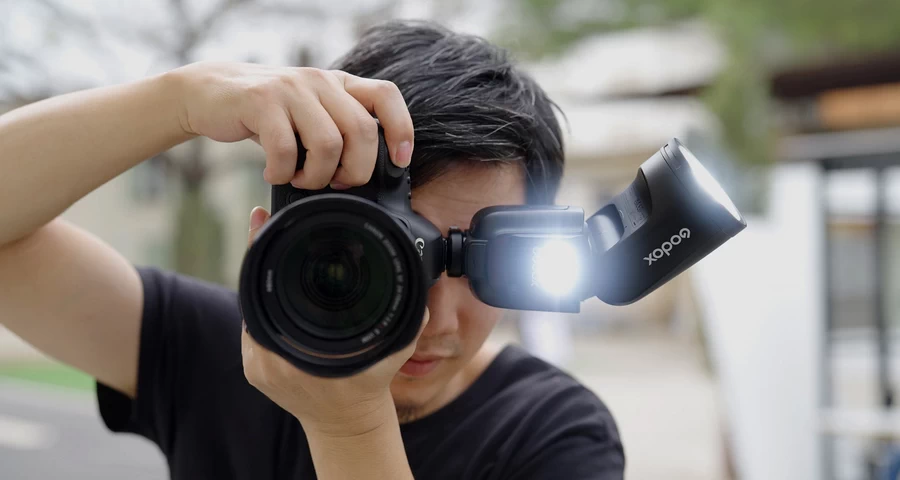 Godox V1Pro TTL Li-ion Round Head Camera Flash by  in  - EC MALL