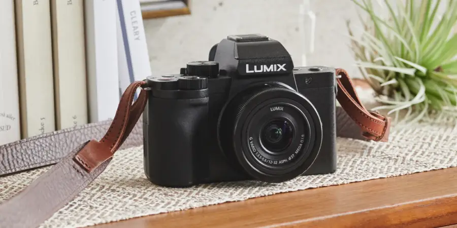 Panasonic Lumix G100D Mirrorless Camera by  in  - EC MALL