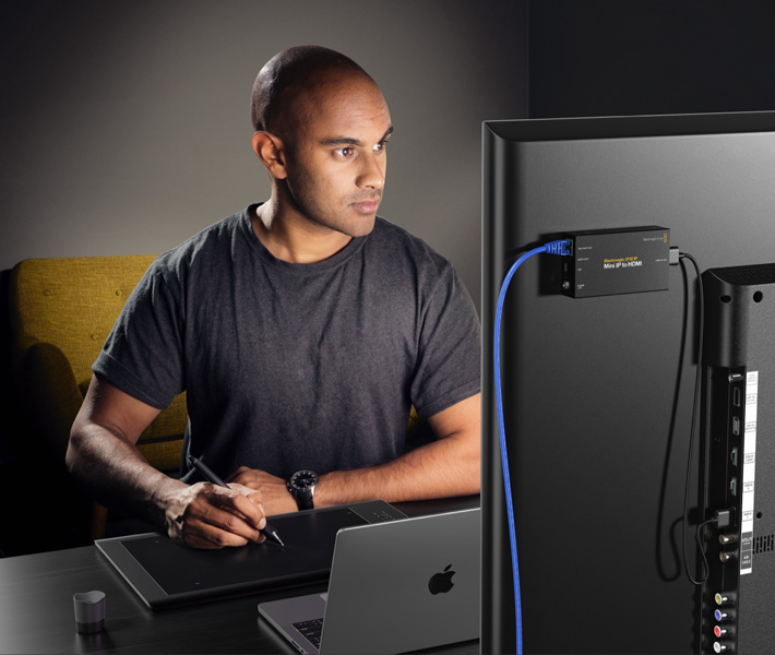 Blackmagic 2110 IP Converter 8x12G SFP by  in  - EC MALL