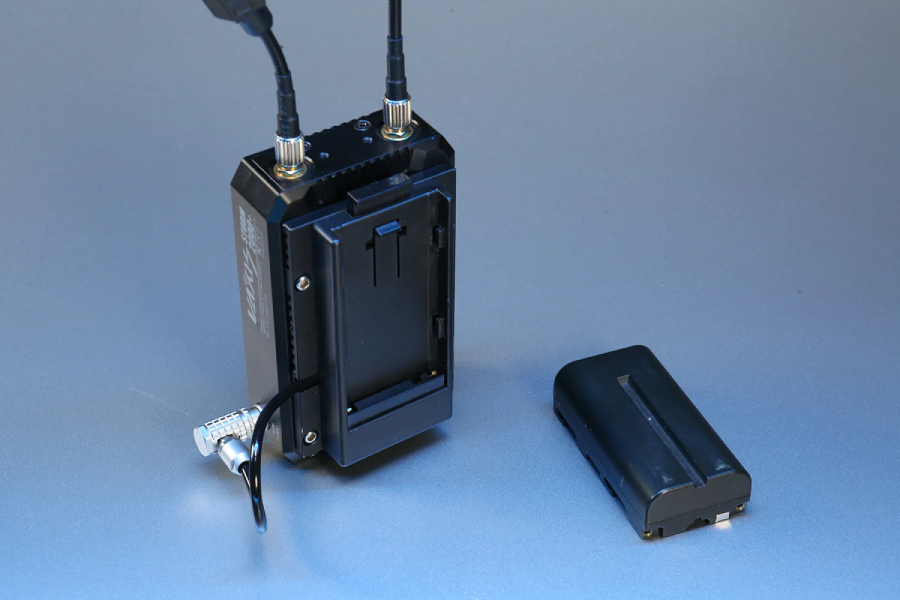 Vaxis Storm 3000 TX Battery Plate (Sony NPF 970, U60, E6) by  in  - EC MALL