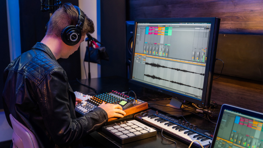 Tascam Model 12 Integrated Production Suite Mixer/Recorder/USB Interface by  in  - EC MALL