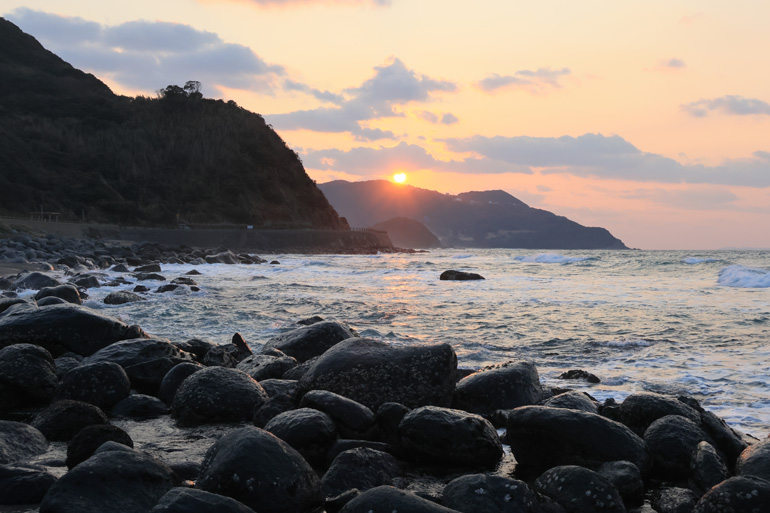 Canon RF-S 18-45mm f/4.5-6.3 IS STM Lens by  in  - EC MALL