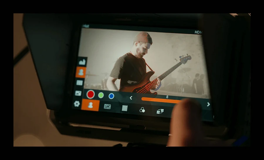 Viltrox DC-X2 6" Touchscreen HD Monitor by  in  - EC MALL