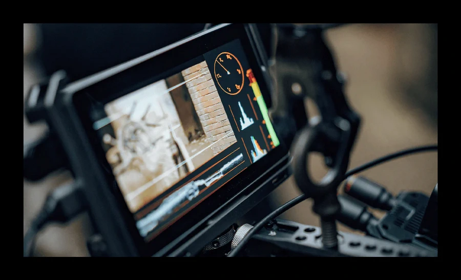 Viltrox DC-X2 6" Touchscreen HD Monitor by  in  - EC MALL