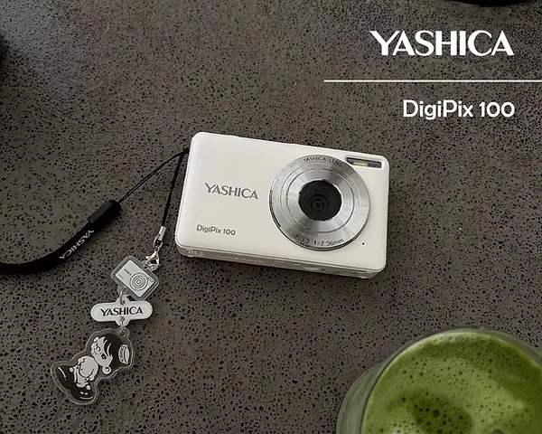 YASHICA DigiPix 100 Digital Camera (New Ver.) by  in  - EC MALL
