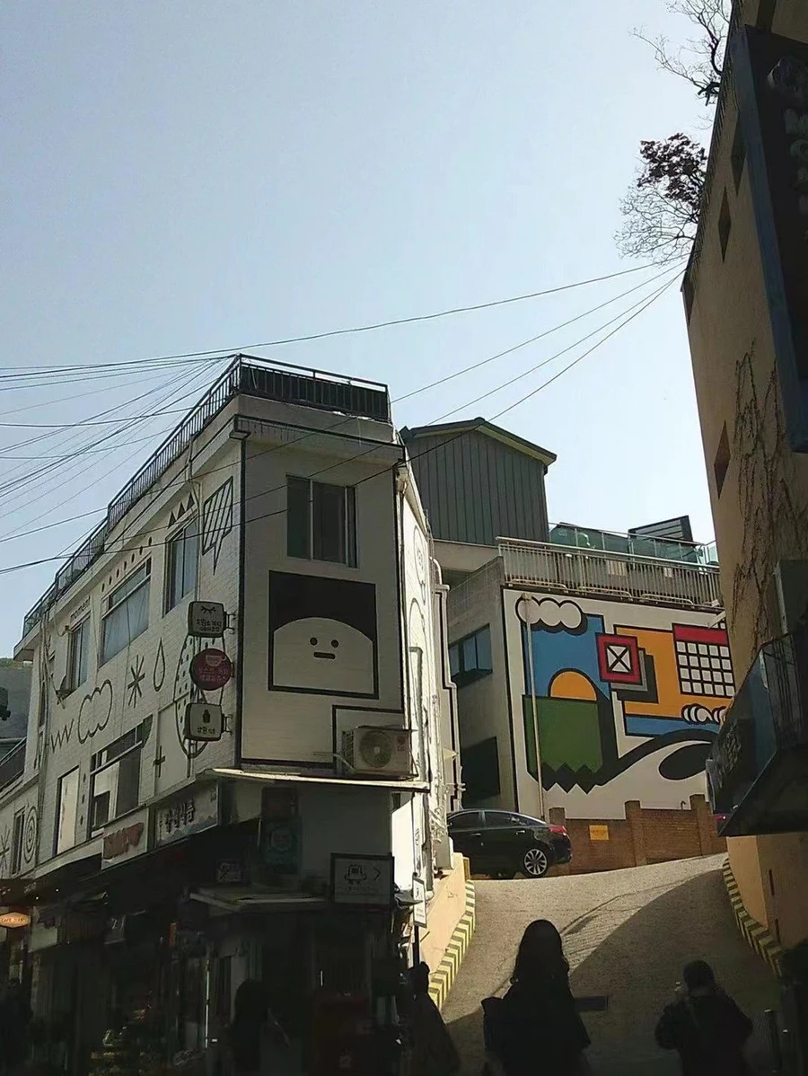 YASHICA Hello Kitty DZ-100 Digital Camera by  in  - EC MALL