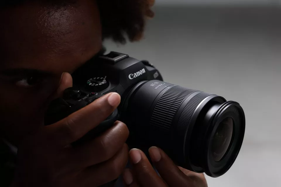 Canon RF 16-28mm f/2.8 IS STM Lens by  in  - EC MALL