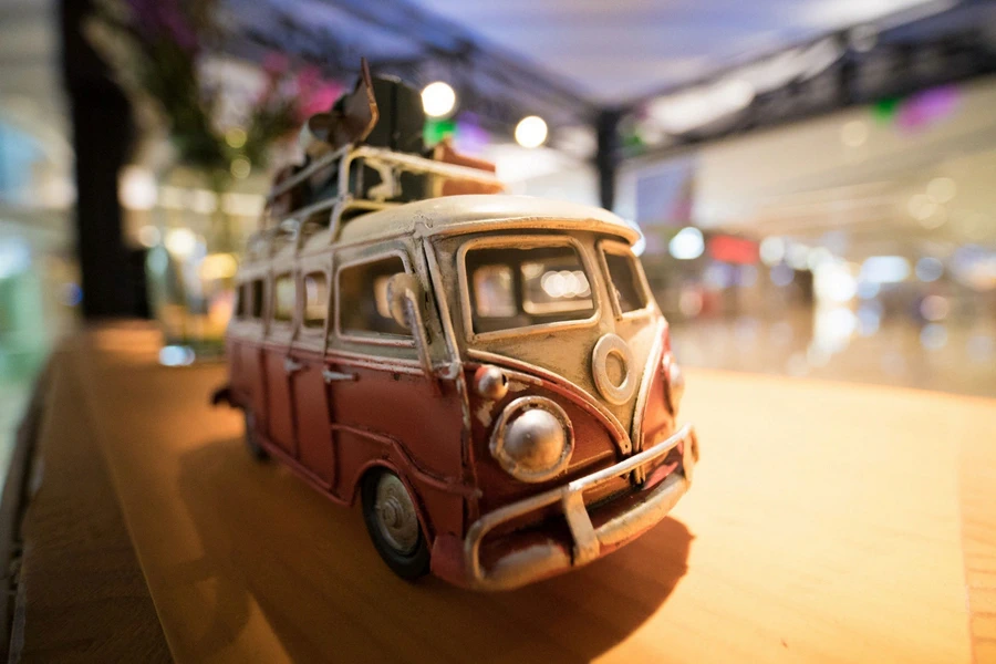 Laowa MFT Cine Prime 3-Lens Wide Bundle ( 7.5mm T2.1 , 10mmT2.1 ,17mmT1.9 ) For MFT by  in  - EC MALL