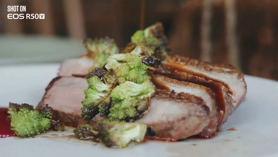 Canon EOS R50 V Mirrorless Camera R50V by  in  - EC MALL