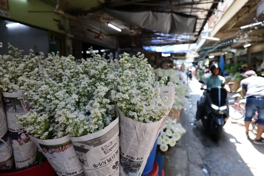 Canon RF 20mm f/1.4 L VCM Lens by  in  - EC MALL