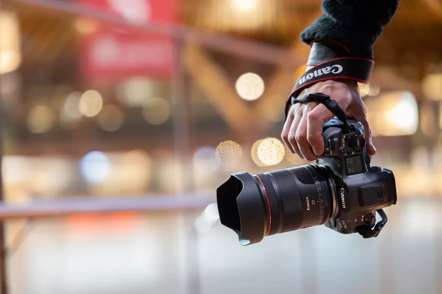 Canon RF 20mm f/1.4 L VCM Lens by  in  - EC MALL