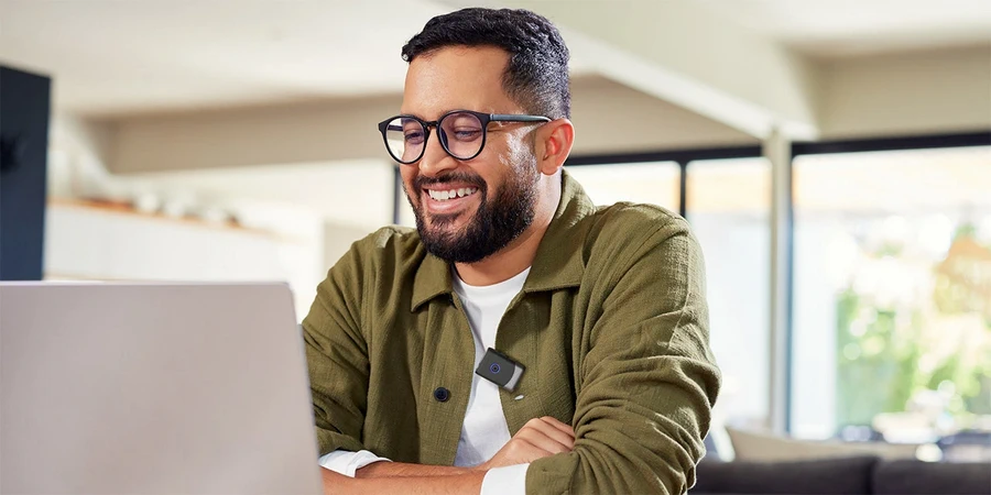 Saramonic Mix 2.4GHz Professional Wireless Microphone with Mic In by  in  - EC MALL