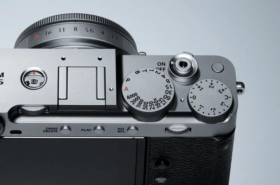 Fujifilm X-E5 Mirrorless Camera by  in  - EC MALL