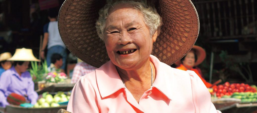 Sony E 35mm f/1.8 OSS by  in  - EC MALL