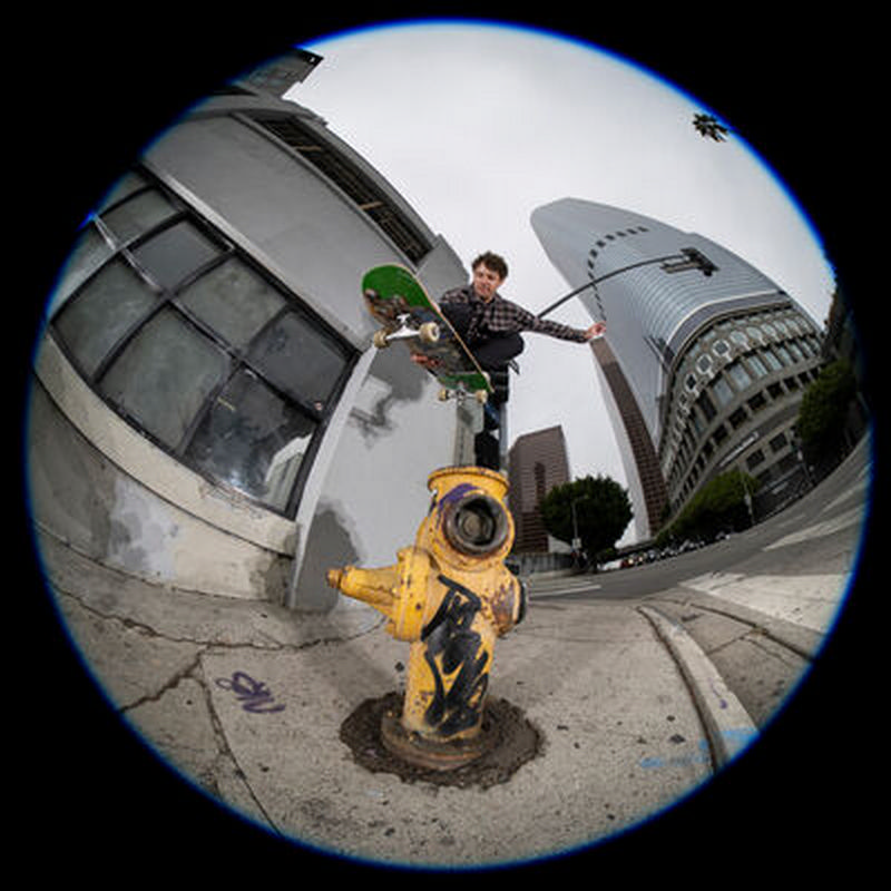 Canon RF 7-14mm f/2.8-3.5 L Fisheye STM Lens by  in  - EC MALL