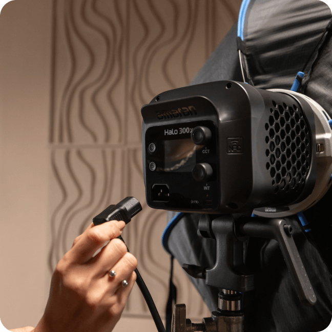 Amaran Halo 200x Bi-Color LED Monolight by  in  - EC MALL