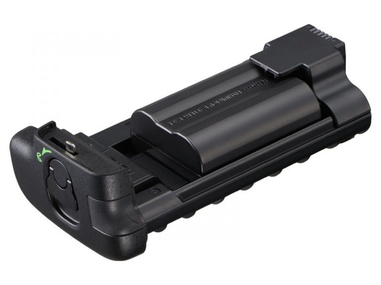 Nikon MB-D11 Battery Grip for Nikon D7000 - Image 4