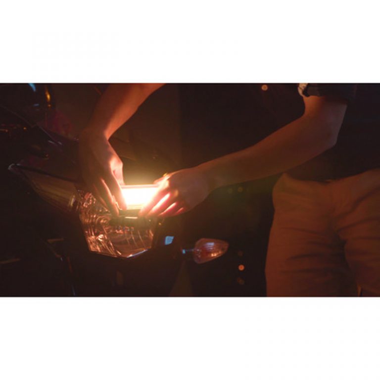 Aputure AL-MW Mini LED Light Amaran Waterproof light - Image 7