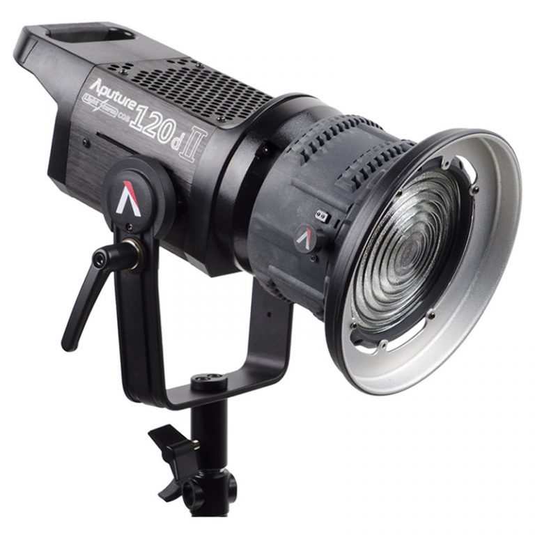 Aputure Light Storm LS C120D II LED Light Kit with V-Mount Battery Plate - Image 4