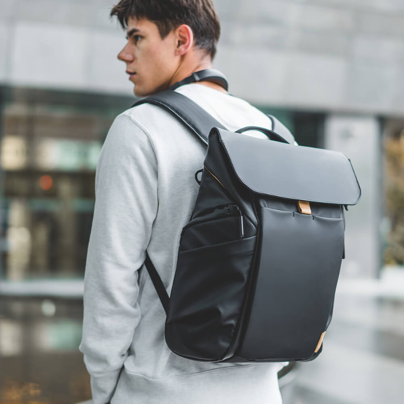 PGYTECH OneGo Backpack (Obsidian Black 