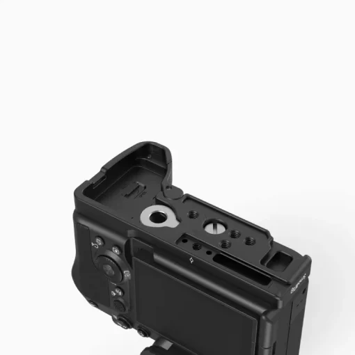 SmallRig 3666 Baseplate for Sony Alpha 7 IV-Bottom