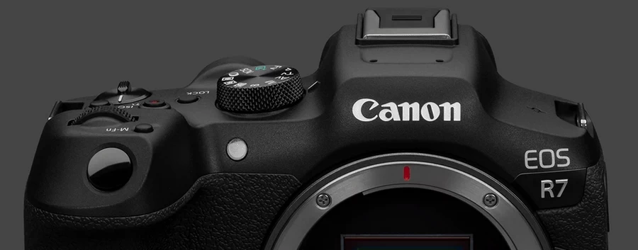 Canon EOS R7-Des1