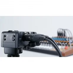Tascam CA-XLR2d XLR Microphone Adapter For Mirrorless Cameras-Description6