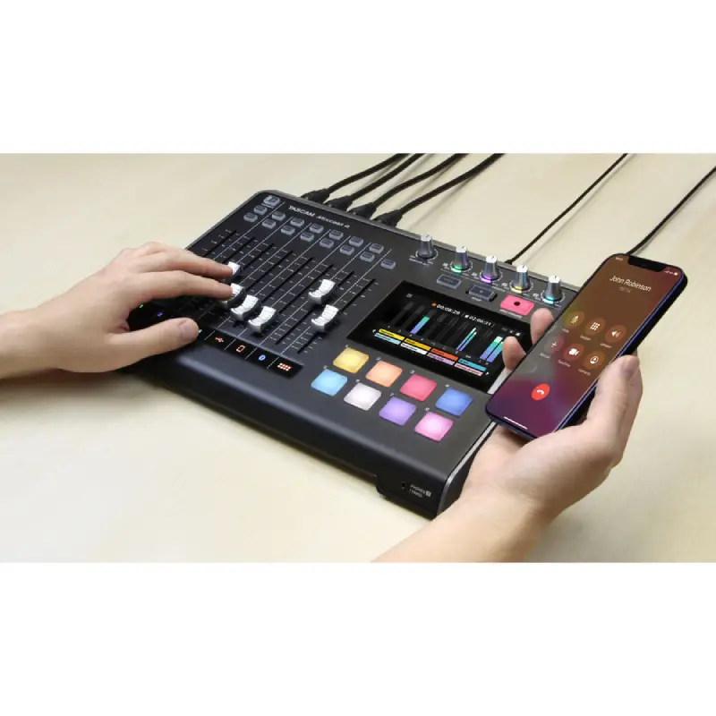 Tascam Mixcast 4 Podcast Station with Built-In Recorder / USB