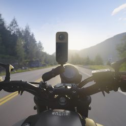 insta360 One X3 Motorcycle_01
