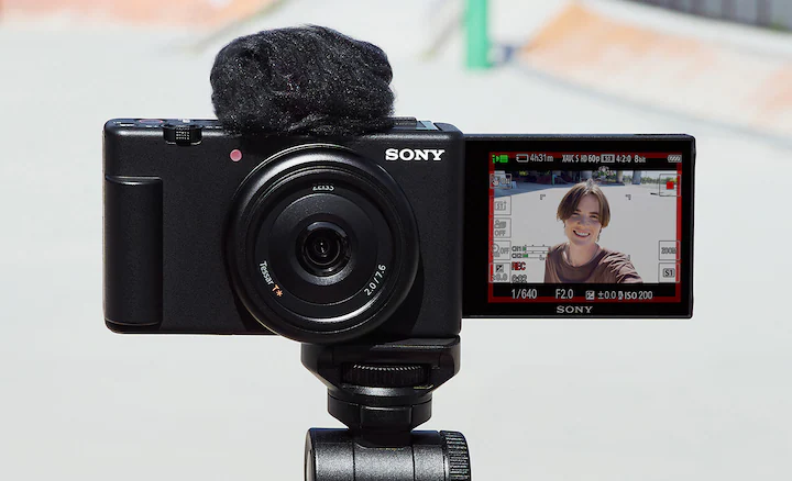 Sony ZV-1F Vlog Camera-Des9