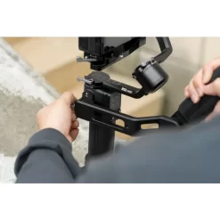 DJI RS 3 Mini Gimbal Stabilizer-Detail11