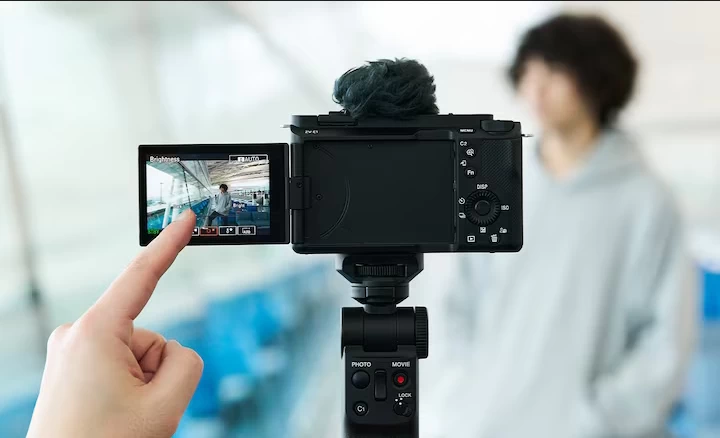 Sony ZV-E1 Vlog Camera-Des15