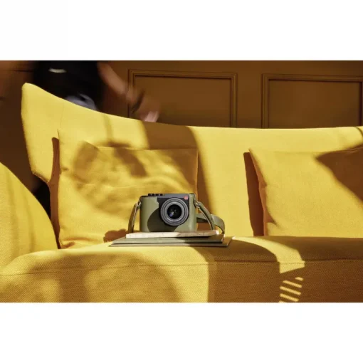 Leica Q3 Digital Camera-Detail19