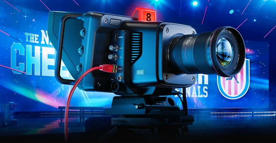 Blackmagic Design Studio Camera 4K Plus G2-Des1